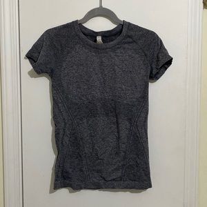 Athleta Brand Momentum Tee